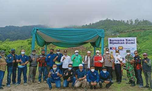 Abipraya Berkolaborasi Menghijaukan Desa Cibeureum, Bogor