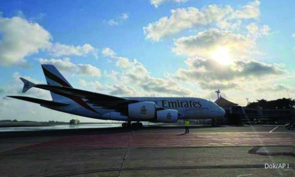 Pesawat A380 Emirates Cetak Sejarah dalam Penerbangan Indonesia
