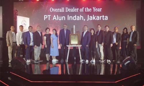 PT Alun Indah Dinobatkan sebagai Mercedes-Benz Truck dan Bus Dealer of the Year 2021
