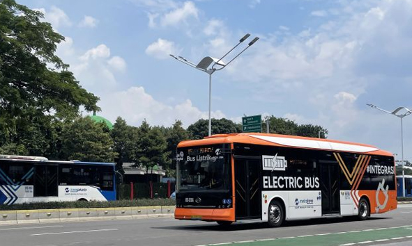 Dorong Penggunaan Bus Listrik, Transjakarta Diganjar Penghargaan IEMS 2024