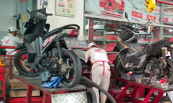 Waspada Praktik Oknum Bengkel ‘Curang’, Merawat Sepeda Motor Honda Baiknya di Bengkel Resmi AHASS