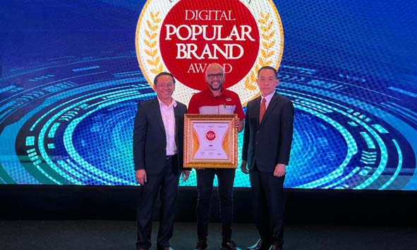 Popular di Ranah Pengiriman, JNE Sabet Indonesia Digital Popular Brand Award 2024