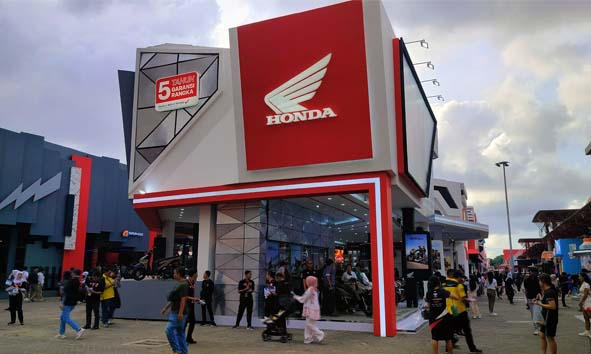 Yuk, Mampir ke Booth Motor Honda di PRJ 2024 Dijamin Hepi!