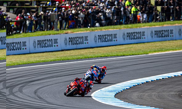 Pembalap Tim Ducati Lenovo Bagnaia Naik Podium Posisi Ketiga di Grand Prix Australia