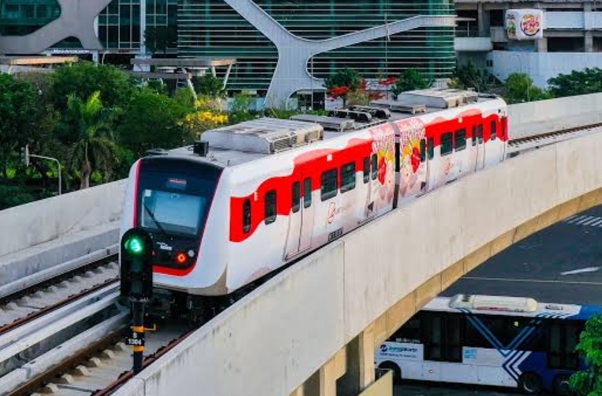 Pembangunan LRT Jakarta Fase 1B Capai 31 Persen