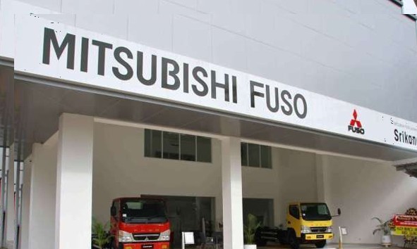 Dukung Pertumbuhan Pasar di Jabar, Mitsubishi Fuso Perkuat Layanan Diler di Sumedang