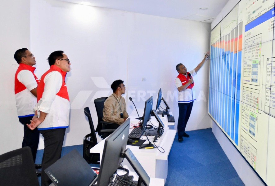 Tinjau Pertamina Digital Hub, Wamen BUMN Pastikan Pasokan Energi jelang Tahun Baru 2025 Aman