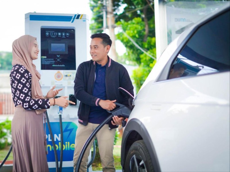 Fasilitas Charging Station Kendaraan Listrik di Berbagai Daerah Terus Ditambah