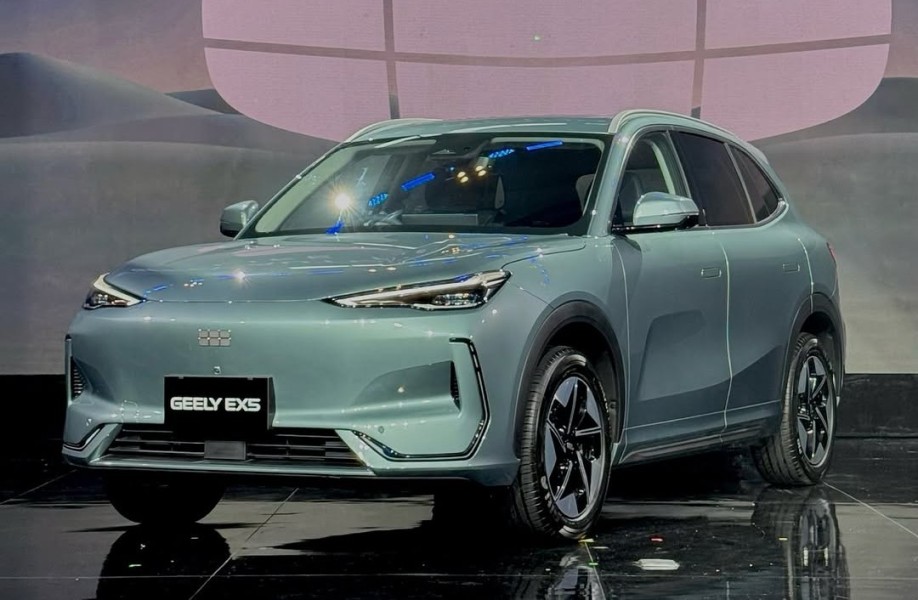 Punya Segudang Fitur, Geely EX5 Siap Dobrak Pasar Mobil Listrik