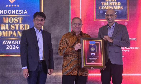 Konsisten Memberikan Layanan Prima, JNE Raih Indonesia Most Trusted Companies Award 2024