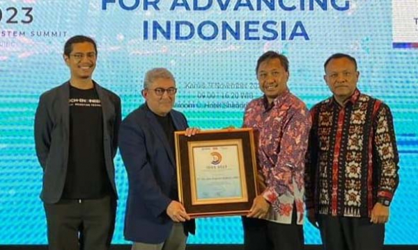 JNE Raih Penghargaan Inovasi Digital dari Indonesia Digital Ecosystem Summit 2023