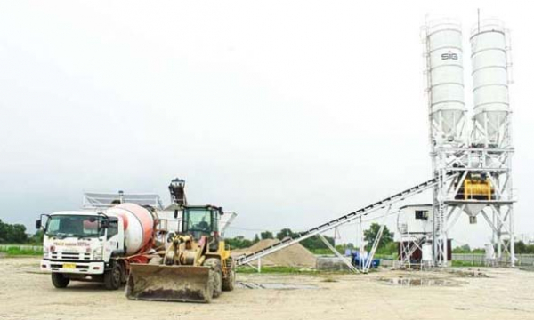 Varia Usaha Beton Resmikan Ready-Mixed Batching Plant di Palembang